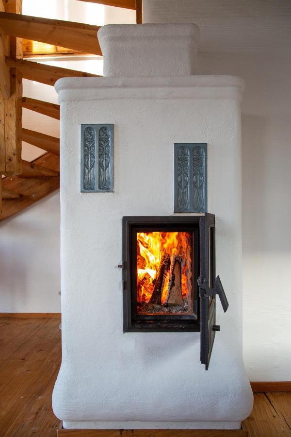 Casele Cu Stuf B&B Haus Ulrike Sălicea Extérieur photo